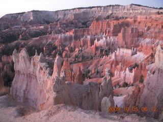 18 705. Bryce Canyon - rim from Fairyland to Sunrise