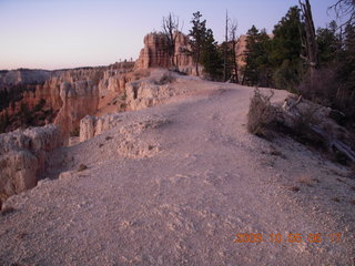 24 705. Bryce Canyon - rim from Fairyland to Sunrise