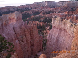 31 705. Bryce Canyon - rim from Fairyland to Sunrise