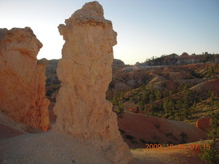 47 705. Bryce Canyon - Fairyland trail - Adam's chosen hoodoo