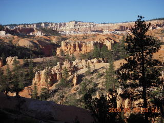 57 705. Bryce Canyon - Fairyland trail