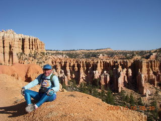 68 705. Bryce Canyon - Fairyland trail - Adam