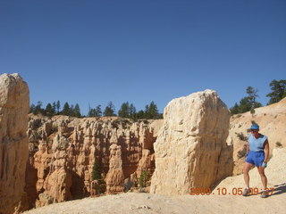 78 705. Bryce Canyon - Fairyland trail - Adam
