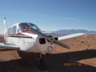 N4372J at Angel Point airstrip
