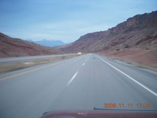 95 71b. road to Moab