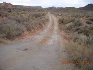 88 71c. Arches National Park - dirt road