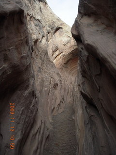 84 71d. Little Wild Horse Pass slot-canyon hike