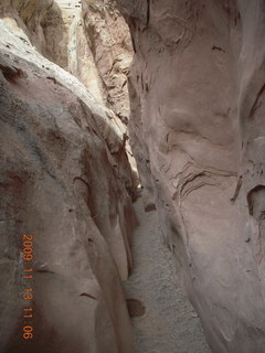 95 71d. Little Wild Horse Pass slot-canyon hike