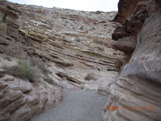 166 71d. Little Wild Horse Pass slot-canyon hike