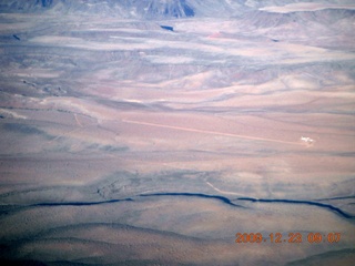 32 72p. aerial - small airstrop south of Saint George