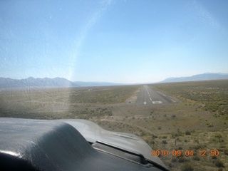 21 7b4. 7S5 to DVT trip - aerial - Nevada - Austin final approach