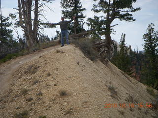 57 7cg. Bryce Canyon - Sean king of the hill