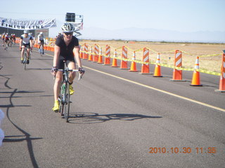 Safford fly-in and half marathon - bicylists