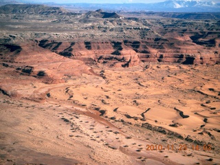 122 7dp. Moab trip - aerial White Wash Sand Dunes airstrip