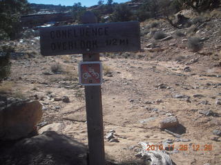 111 7ds. Moab trip - Needles - Confluence Overlook hike - 1/2 mile to go sign