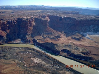 149 7dt. Moab trip - aerial - Green River canyon
