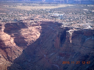153 7dt. Moab trip - aerial - Green River canyon