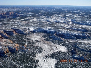 258 7dt. Moab trip - aerial - Utah - snow