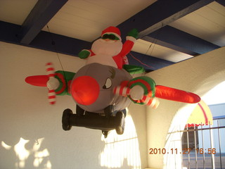 301 7dt. Moab trip - DVT/Cutter fixed base operator (FBO) - awful Christmas decoration