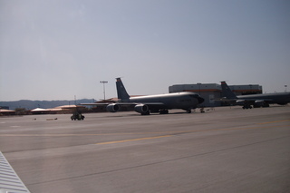 Sky Harbor fly-in - taxiing at PHX in N8377W