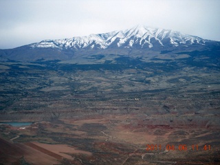 95 7j6. aerial - Henry Mountains