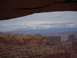 174 7j6. Canyonlands Mesa Arch view