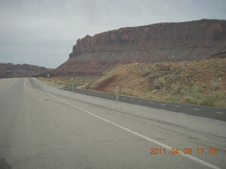 194 7j6. Moab-to-Canyonlands bike path