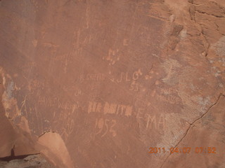 Canyonlands Lathrop hike/run - twentieth century petroglyphs (graffiti)