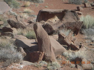 69 7j7. Canyonlands Lathrop hike/run - neat rocks