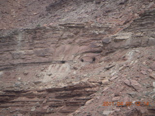 185 7j7. Canyonlands Lathrop hike/run - uranium mines?