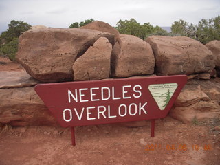 127 7j8. Needles Overlook sign