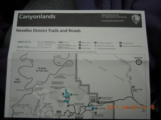 175 7j8. Canyonlands Needles - hiking map