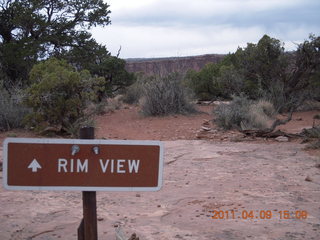 264 7j9. Dead Horse Point - Rim View sign