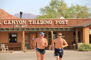 1511 7jg. Ruhil's pictures - Marble Canyon - Adam and Dave running