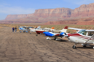 Ruhil's pictures - Marble Canyon - airplane in pattern