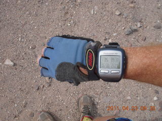 54 7jp. Vulture Mine airstrip run - GPS at north end of runway