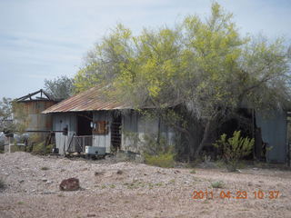 93 7jp. Vulture Mine walk to tour
