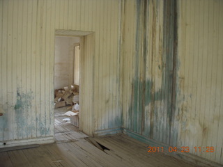 195 7jp. Vulture Mine tour