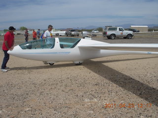208 7jp. Pleasant Valley airstrip - jet-powered glider
