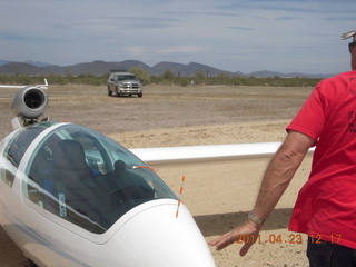 210 7jp. Pleasant Valley airstrip - jet-powered glider