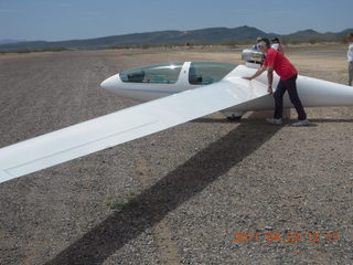 213 7jp. Pleasant Valley airstrip - jet-powered glider