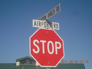 39 7k7. Williams Airport CMR run - Airport Road sign