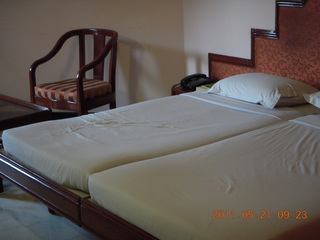 34 7km. India - hotel beds