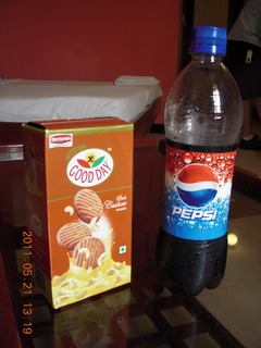 111 7km. India - hotel room - cookies and Pepsi