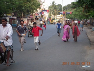 India - Puducherry (Pondicherry) run - market crowd