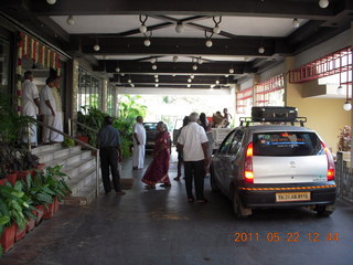 84 7kn. India - wedding location - lunch - Puducherry (Pondicherry)