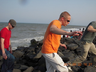 128 7kn. India - afternoon group in Puducherry (Pondicherry)  - Bay of Bengal beach - Sean, Jon