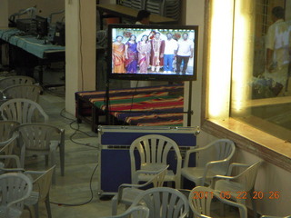 207 7kn. India - Randeep pre-wedding - TV monitor