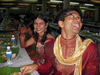 214 7kn. India - Randeep pre-wedding - Sahi and Randeep eating