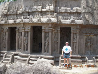 India - Mamallapuram - Adam and temple